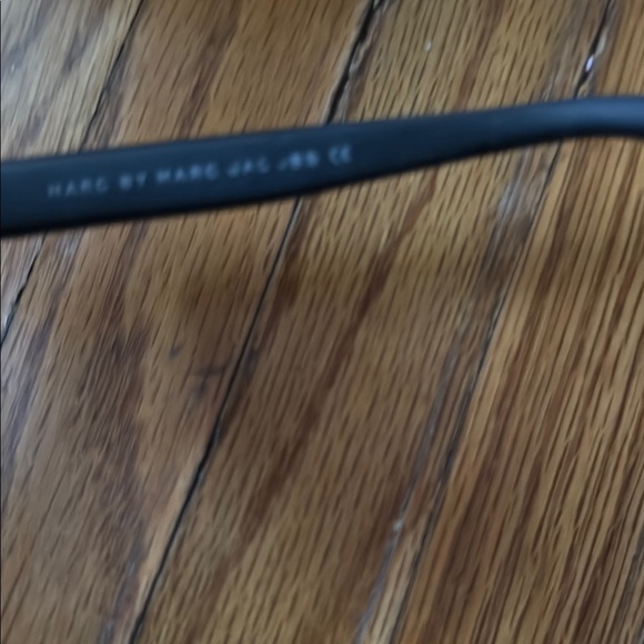 Marc by Marc Jacobs Black aviator Sunglasses with Case - Picture 7 of 9